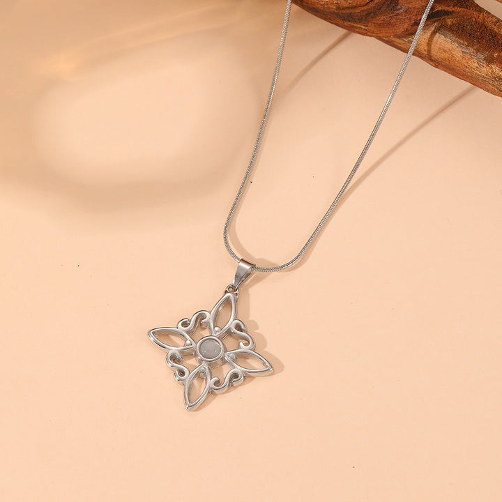 Vintage Celtic Knot Amulet Necklace