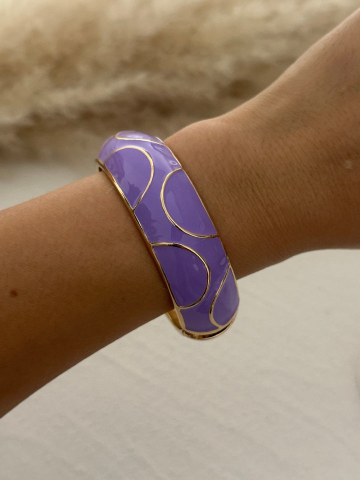 18K Gold Plated Vintage Enamel Wide Bangle Bracelet with Gold Outline