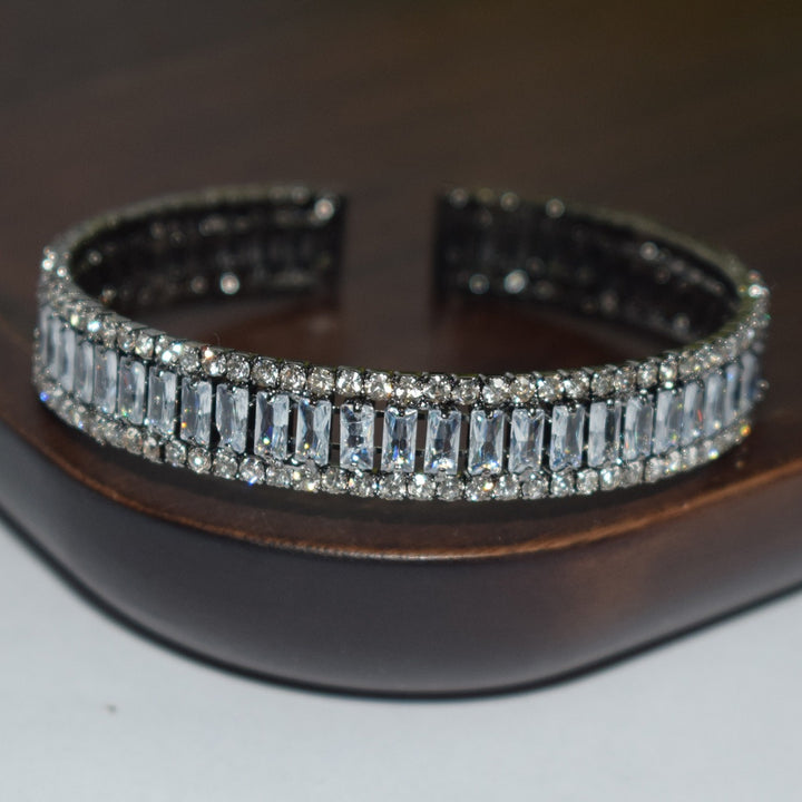 Starlight Rhythm Geometric Pavé Open Cuff Bracelet