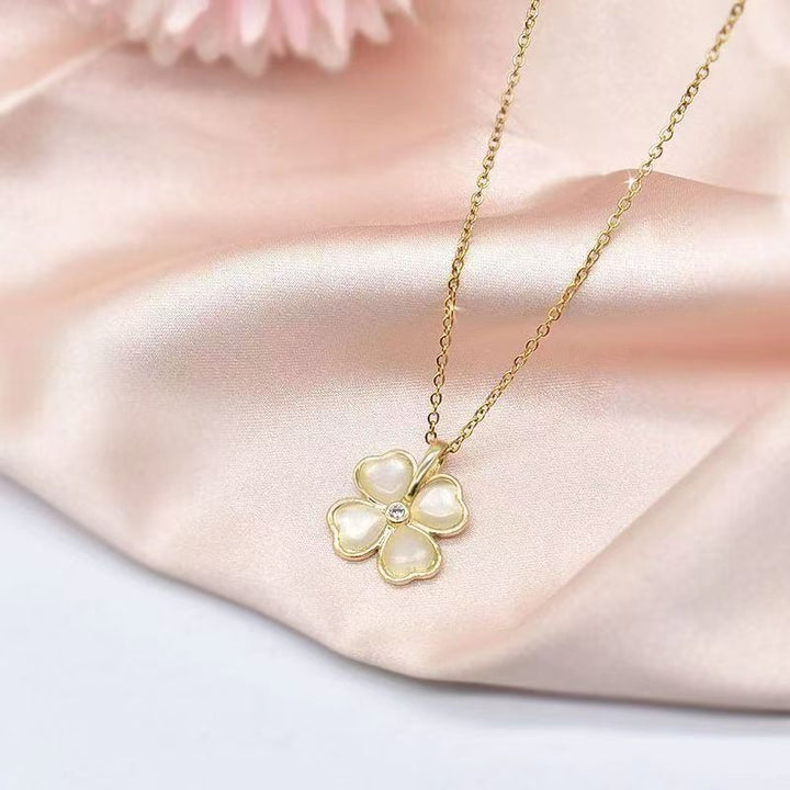 Lucky Four Leaf Clover Cat's Eye Necklace