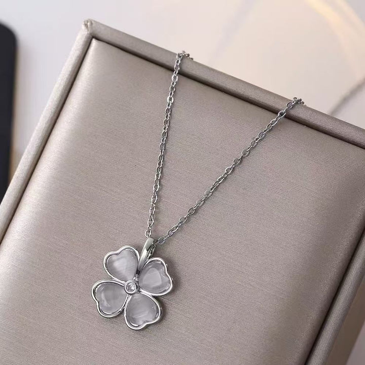 Lucky Four Leaf Clover Cat's Eye Necklace