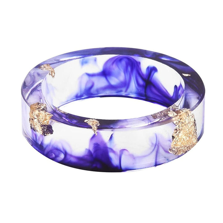 Nature's Imprint · Handmade Resin Ring with Dried Flowers & Gold Foil